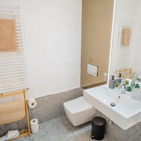 Apartman Designer In Aviatiei Tower Bukarest