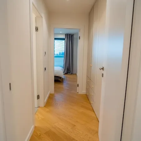 Apartman Designer In Aviatiei Tower Bukarest