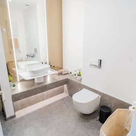 Designer In Aviatiei Tower