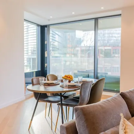 Appartamento Designer In Aviatiei Tower *